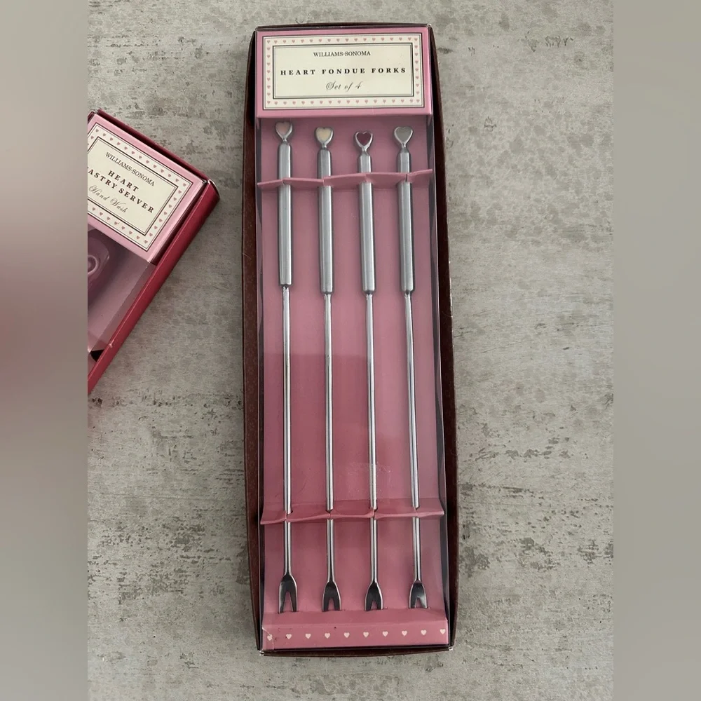 Williams Sonoma Heart Fondue Forks and Cake Server Set